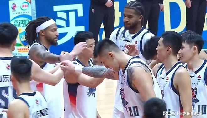 九游官网-关于山东男篮关键时刻队长鼓劲，志在欧联名次提升，目标明确，赛季目标并未改变的信息