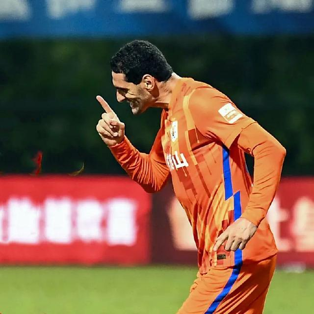 九游娱乐-包含德国杯赛程吃紧，成都蓉城清晨回应争议，震撼外界，控场能力受关注的词条